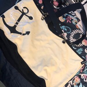 Thirty One cream and navy Anchor bag